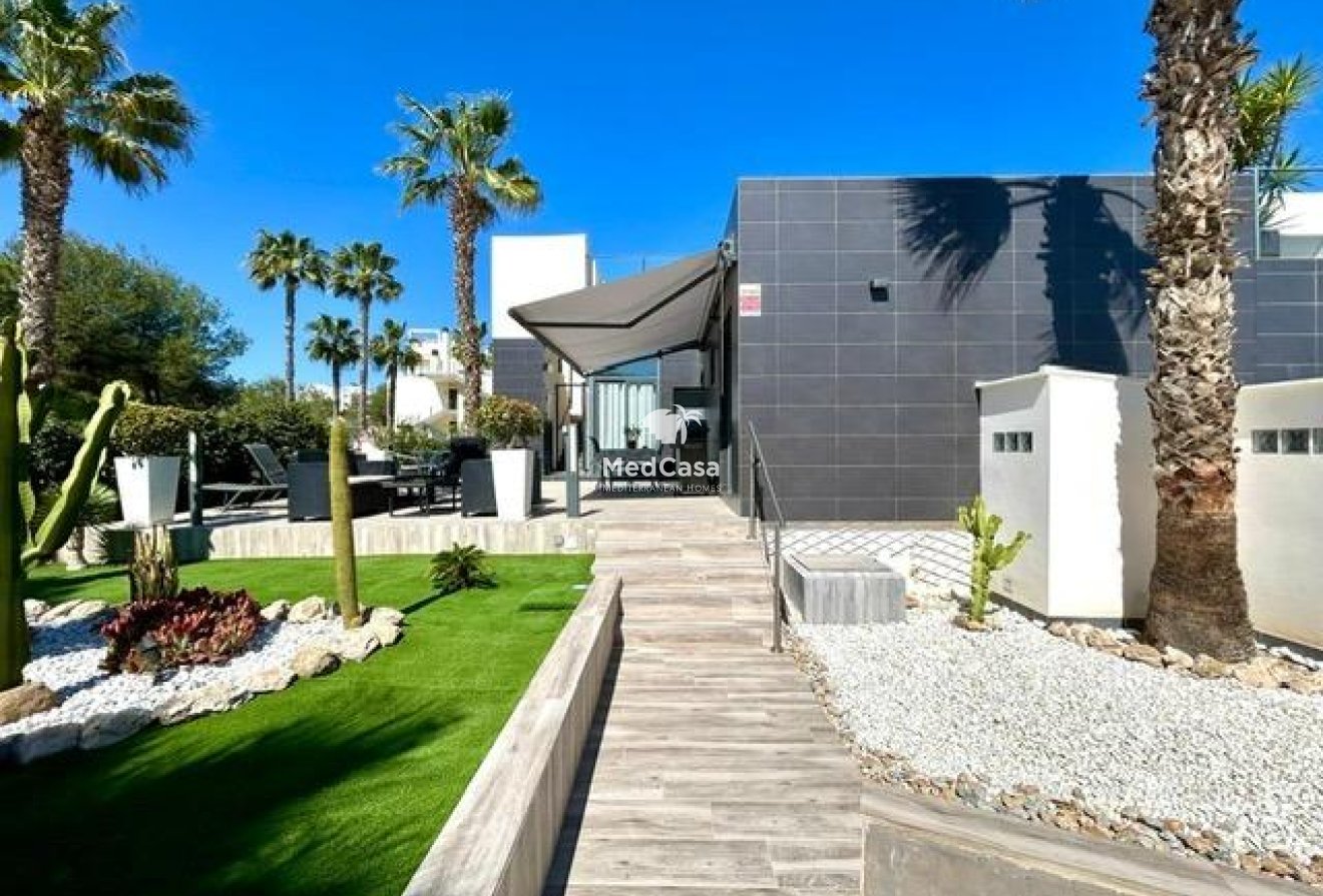 Resale - Semi -
Orihuela Costa - Villamartín-Las Filipinas