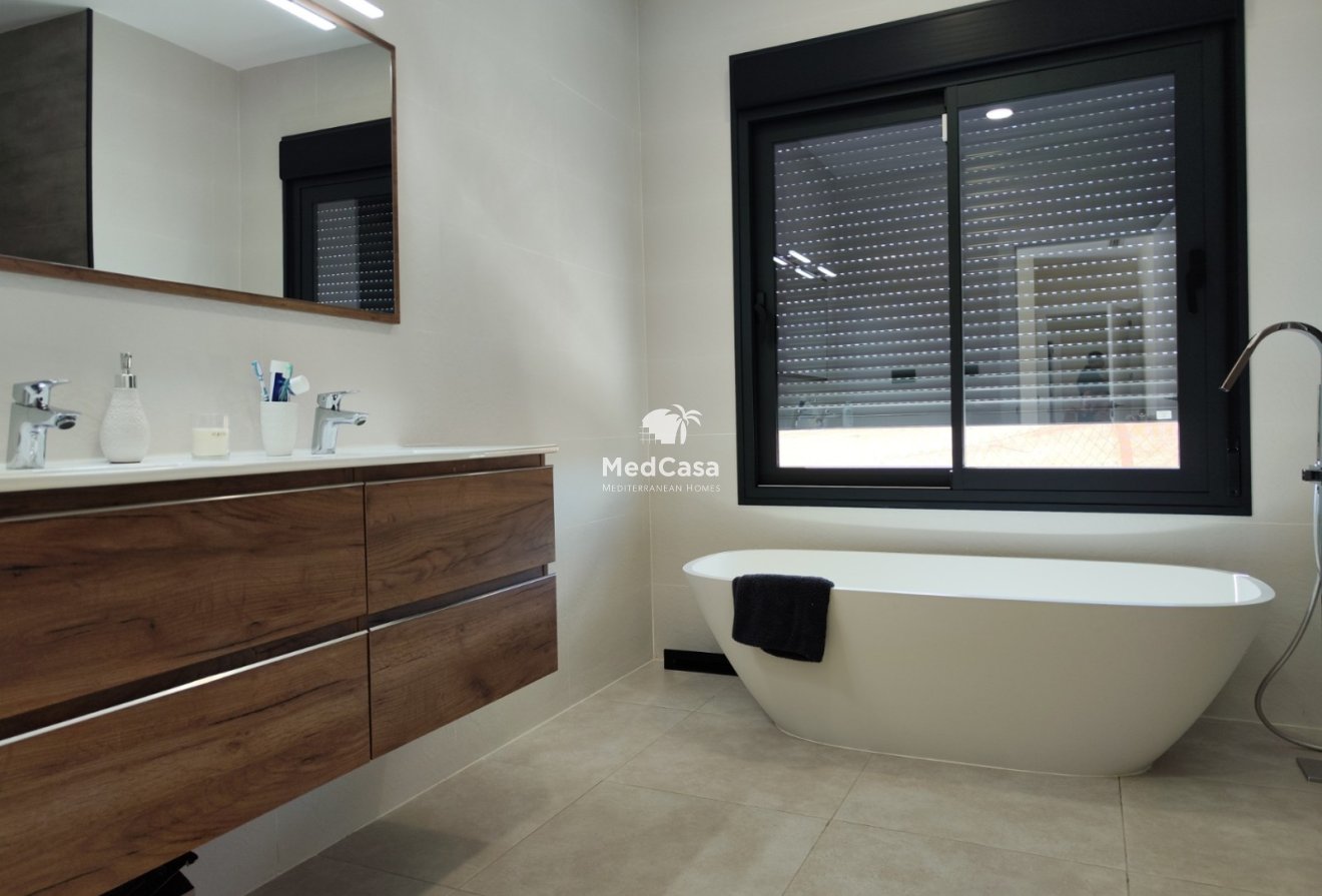New Build - Villa -
Aspe