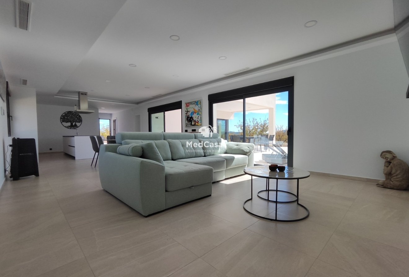 New Build - Villa -
Aspe