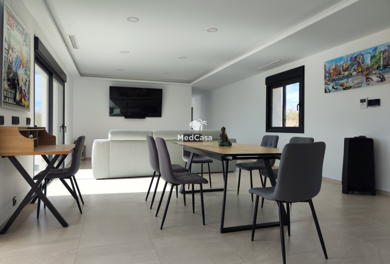 New Build - Villa -
Aspe