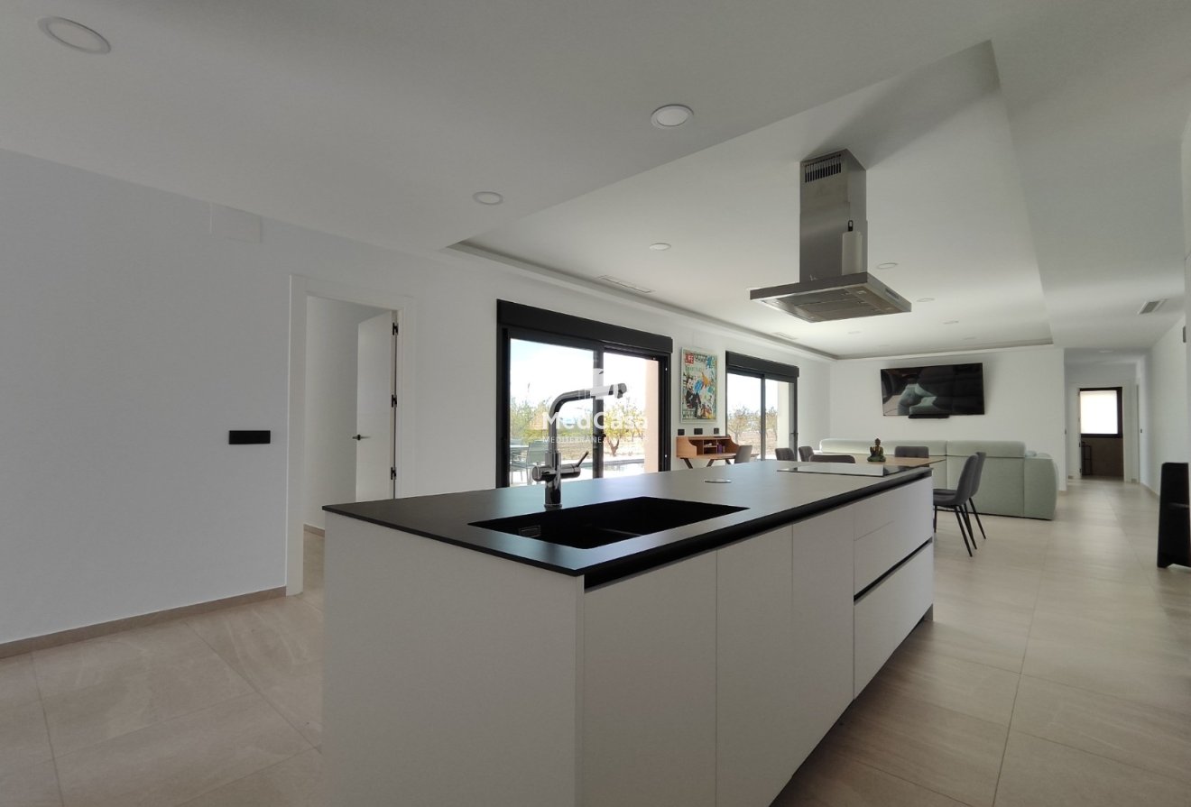 New Build - Villa -
Aspe