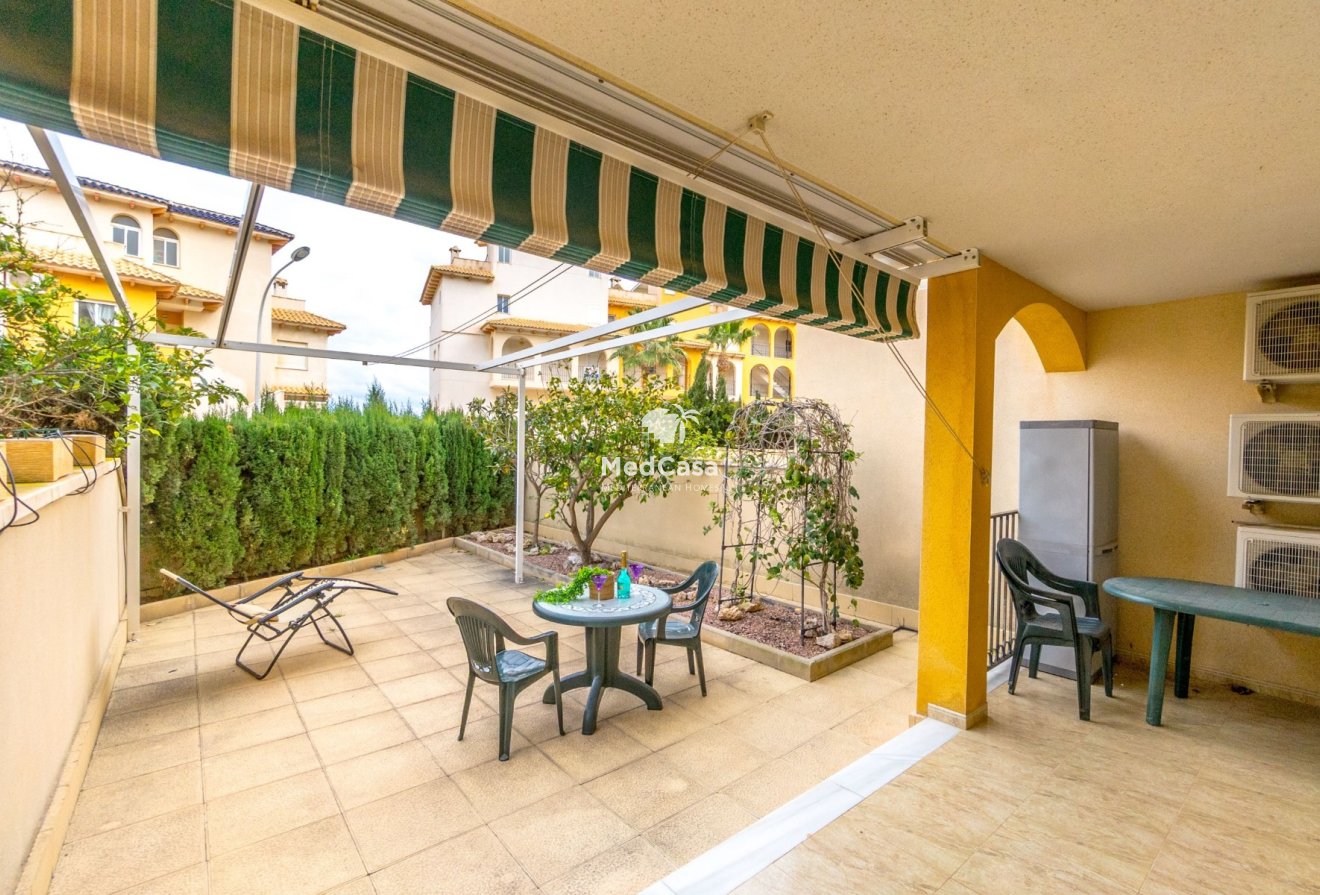 Resale - Ground floor apartment -
Orihuela Costa - Campoamor