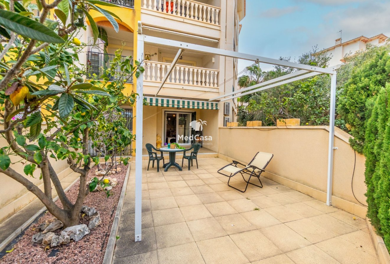 Resale - Ground floor apartment -
Orihuela Costa - Campoamor