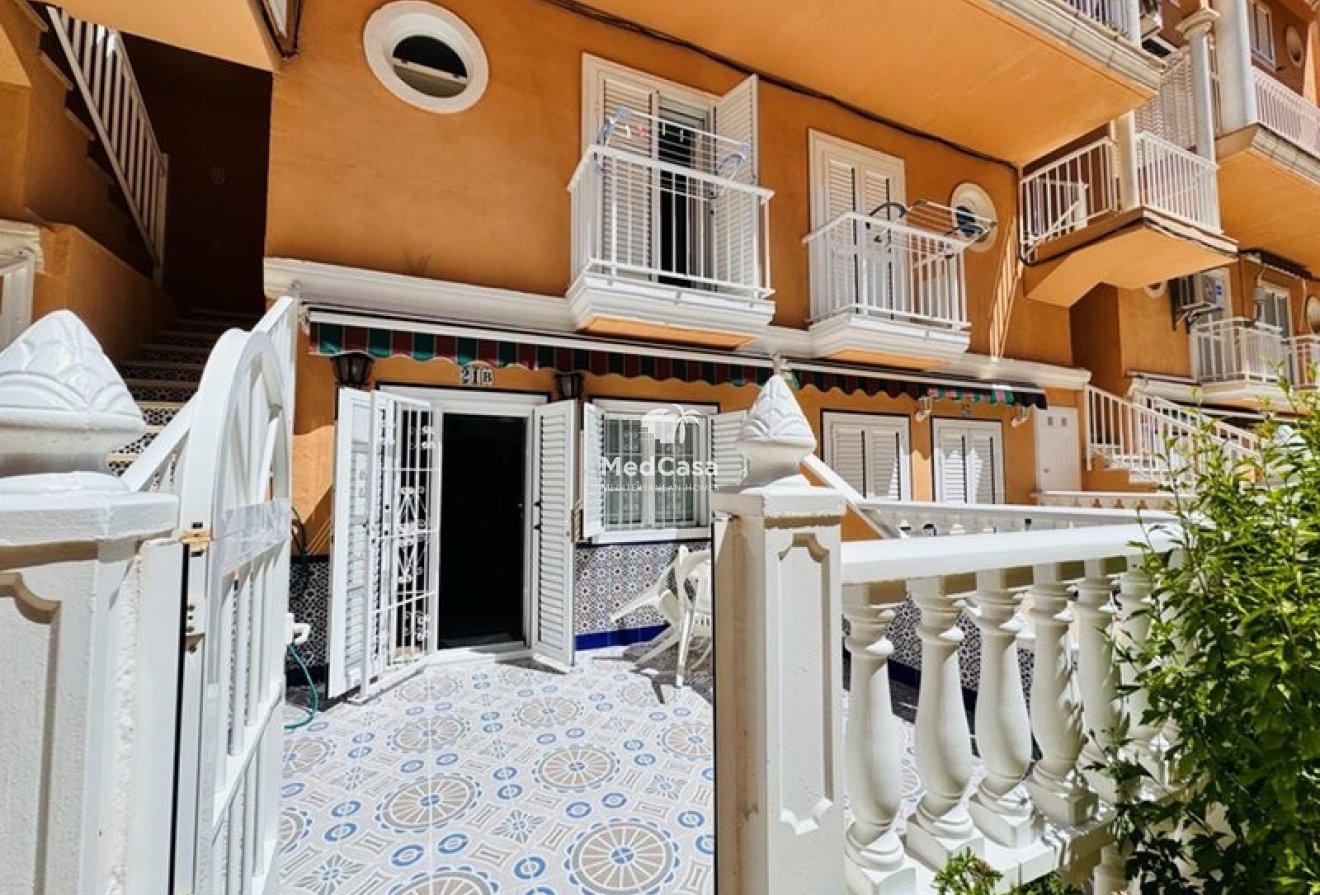Resale - Townhouse -
Torrevieja - Torrelamata - La Mata