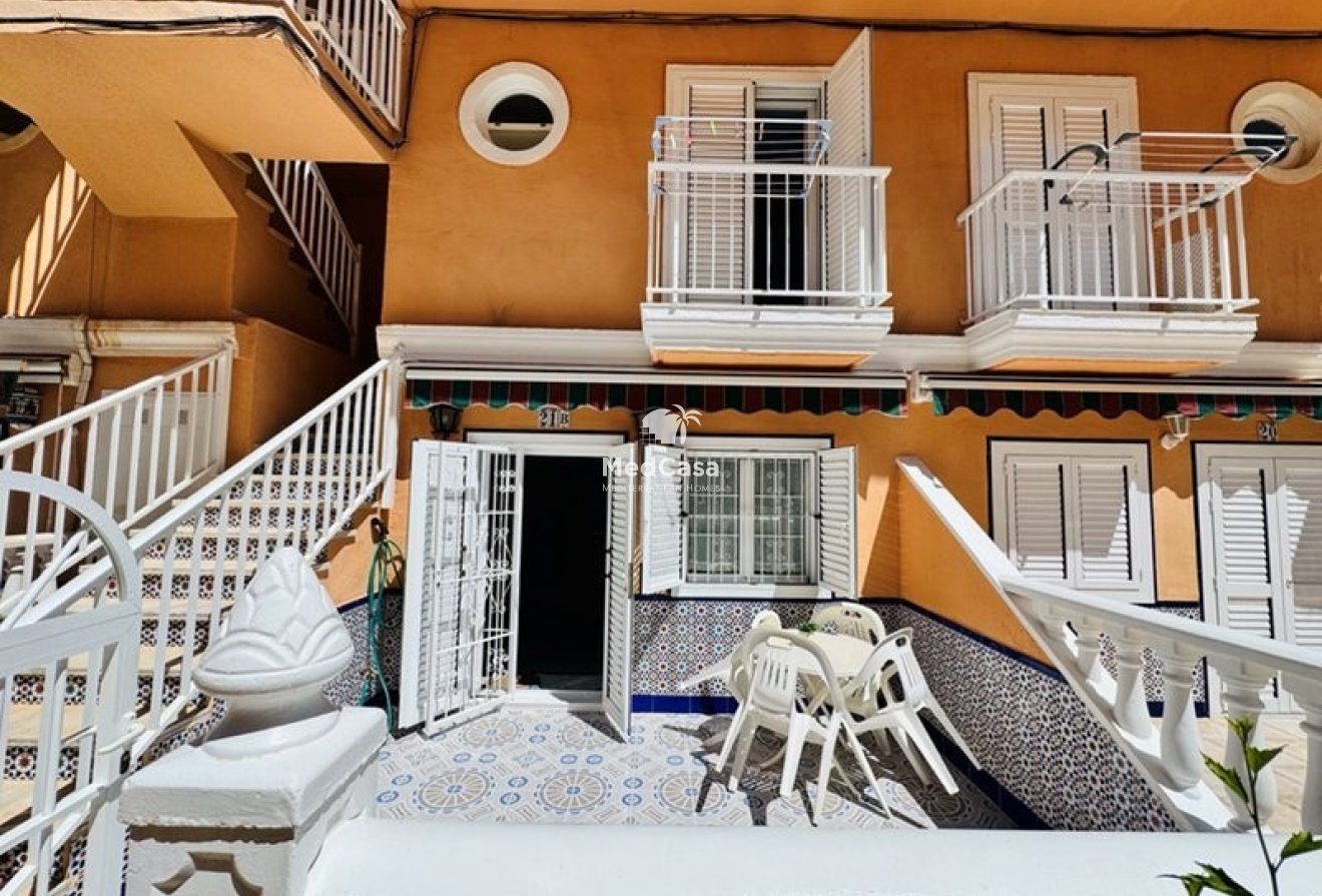 Resale - Townhouse -
Torrevieja - Torrelamata - La Mata