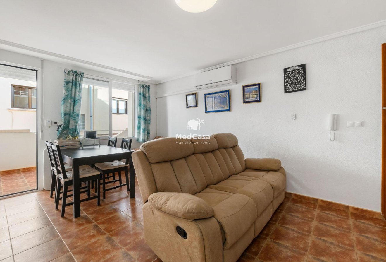 Segunda mano - Apartamento -
Torrevieja - La Mata