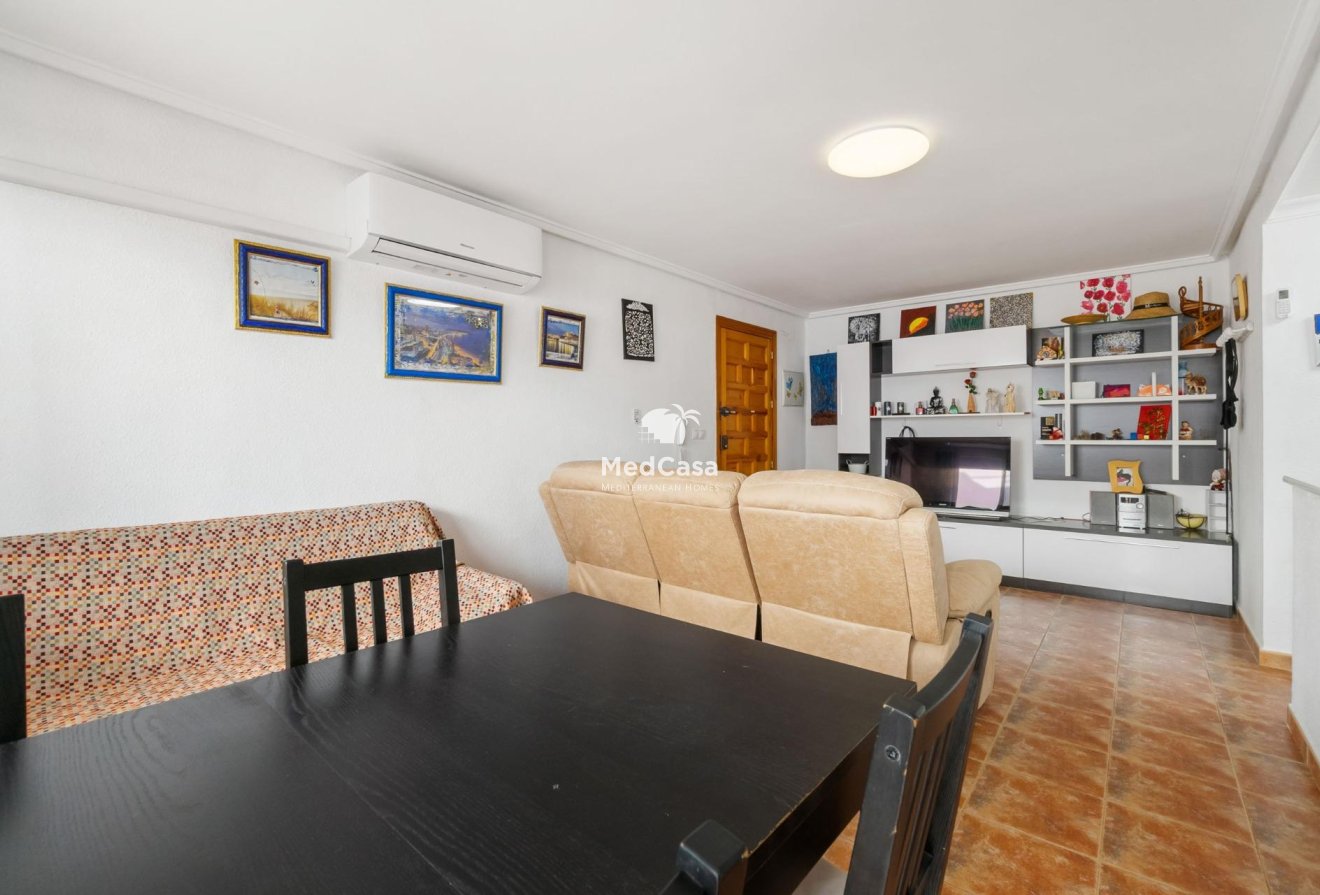 Segunda mano - Apartamento -
Torrevieja - La Mata