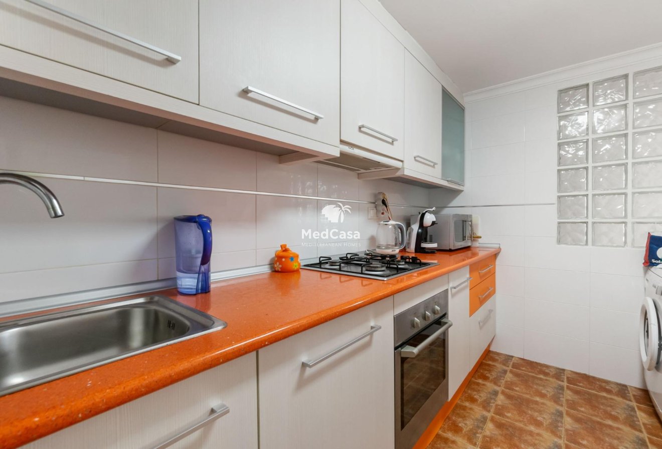 Segunda mano - Apartamento -
Torrevieja - La Mata