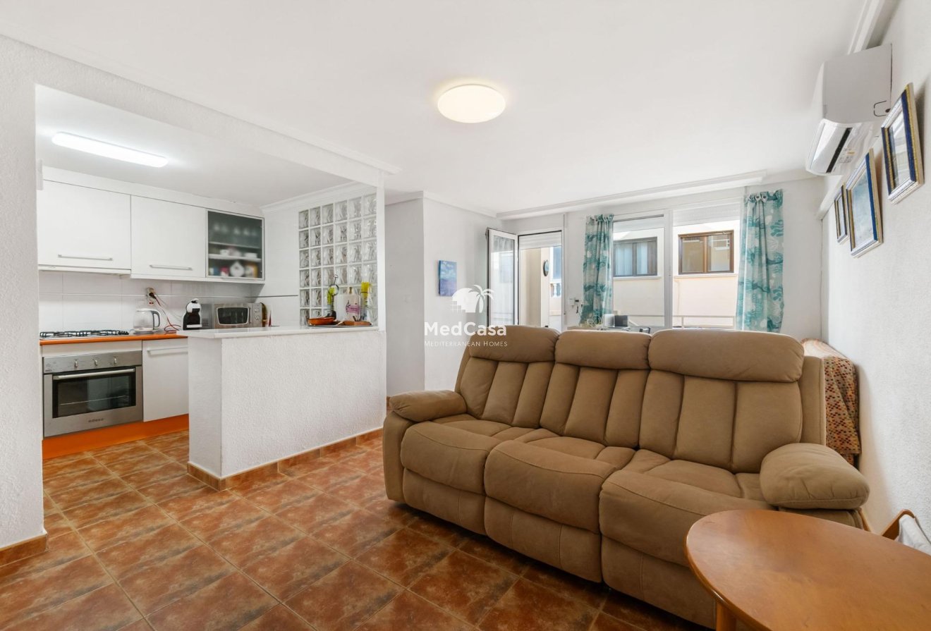 Segunda mano - Apartamento -
Torrevieja - La Mata