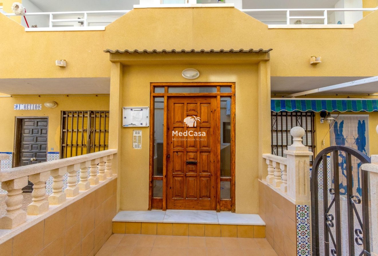 Segunda mano - Apartamento -
Torrevieja - La Mata