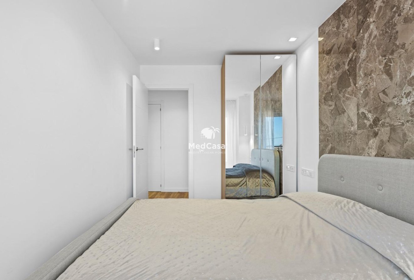 Segunda mano - Apartamento -
Torrevieja - Punta prima