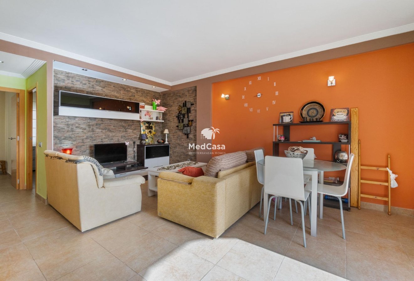 Segunda mano - Apartamento -
Torrevieja - Los Europeos