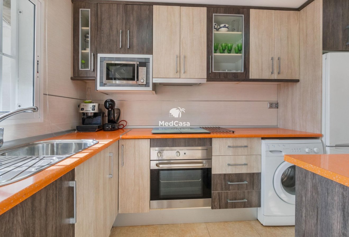 Segunda mano - Apartamento -
Torrevieja - Los Europeos