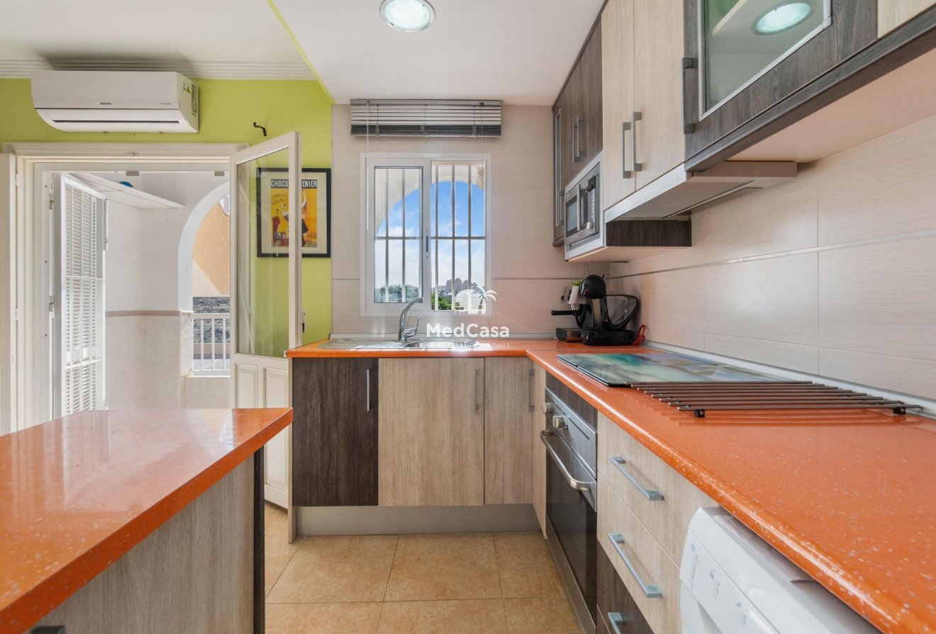 Segunda mano - Apartamento -
Torrevieja - Los Europeos
