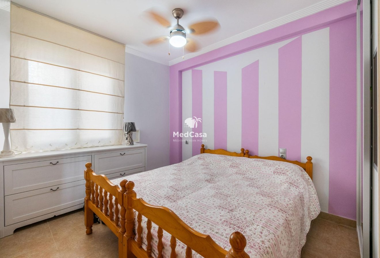 Segunda mano - Apartamento -
Torrevieja - Los Europeos