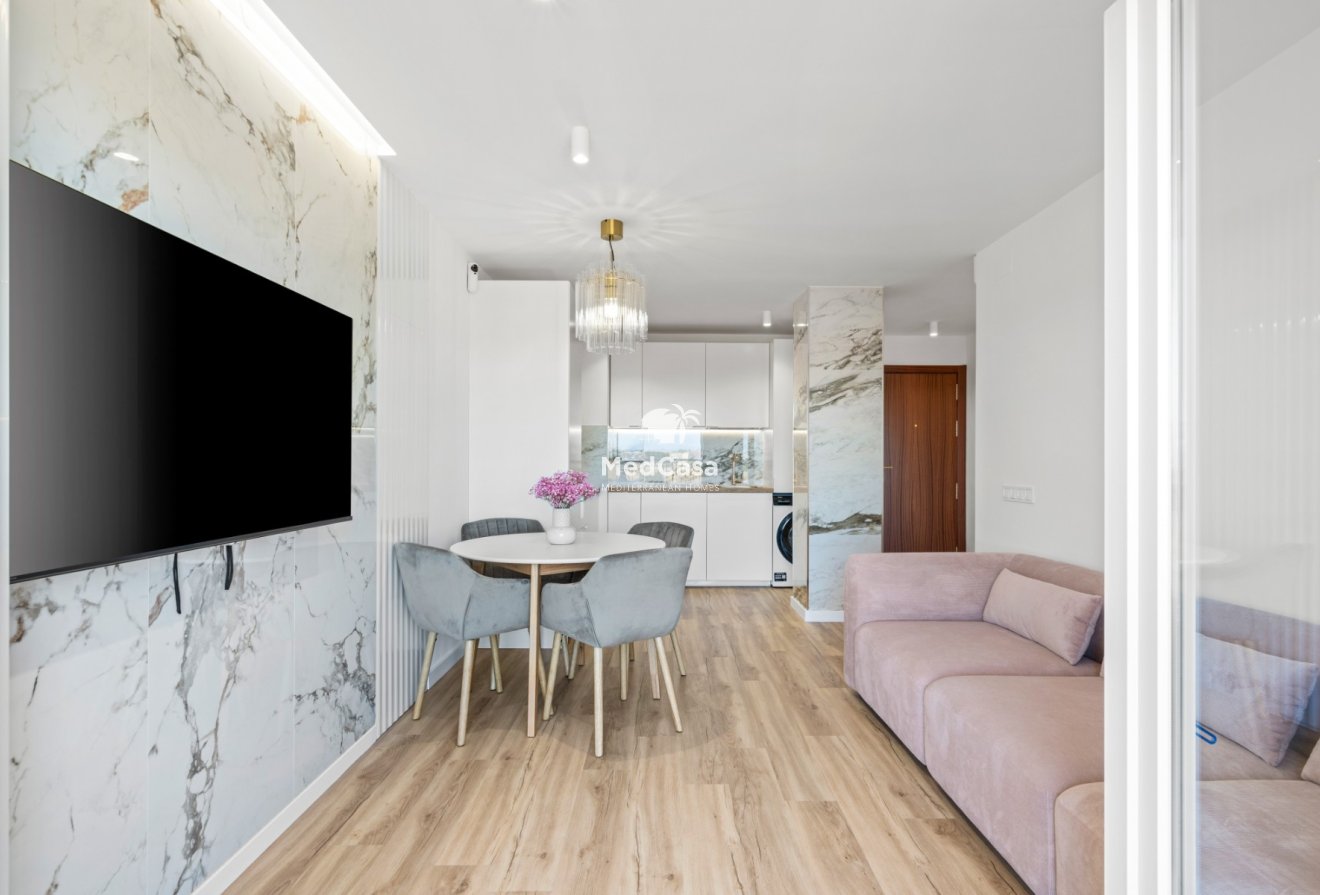 Resale - Apartment -
Orihuela Costa