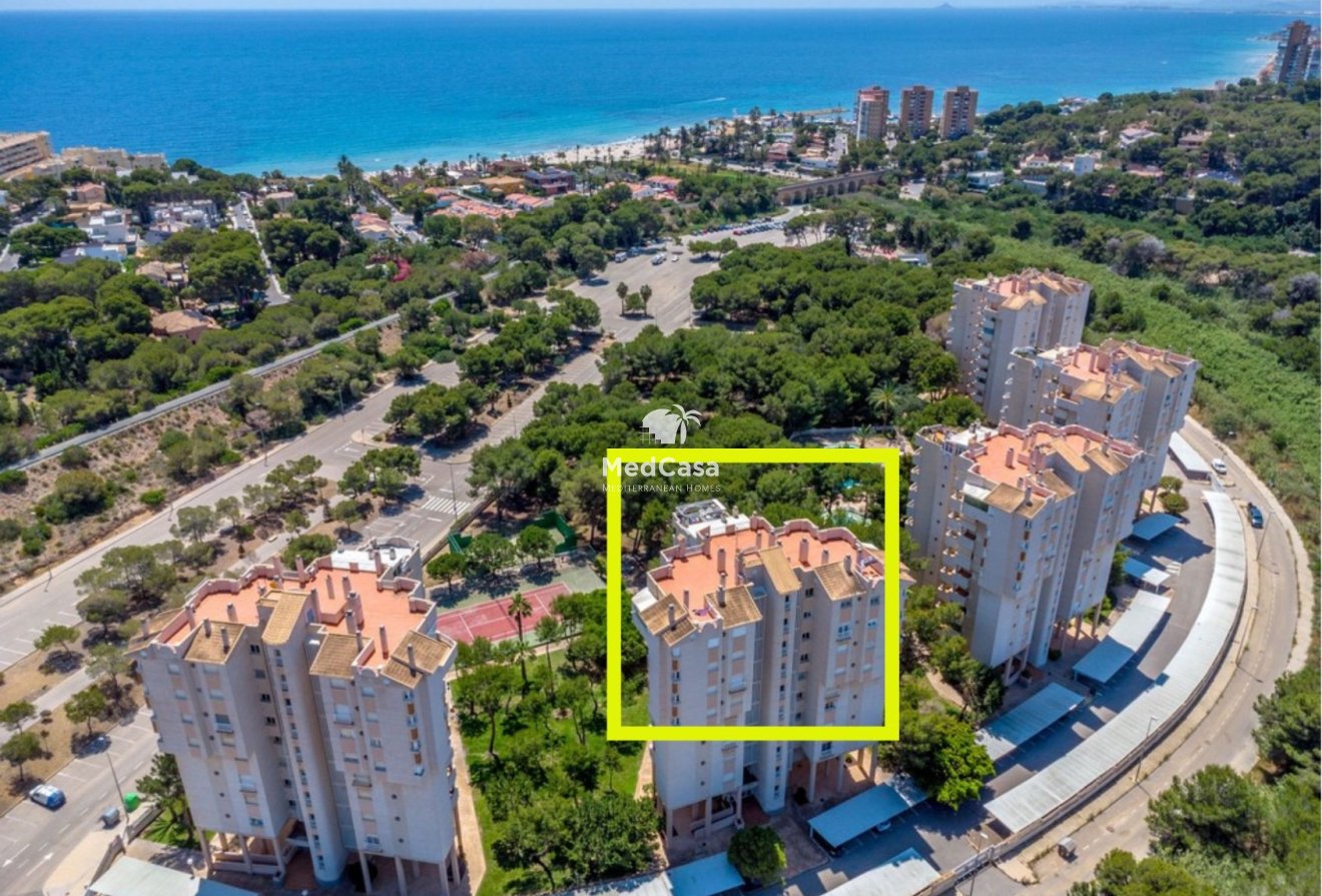Resale - Apartment -
Orihuela Costa - Campoamor