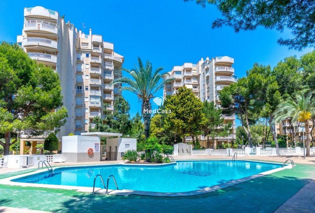 Resale - Apartment -
Orihuela Costa - Altos de Campoamor
