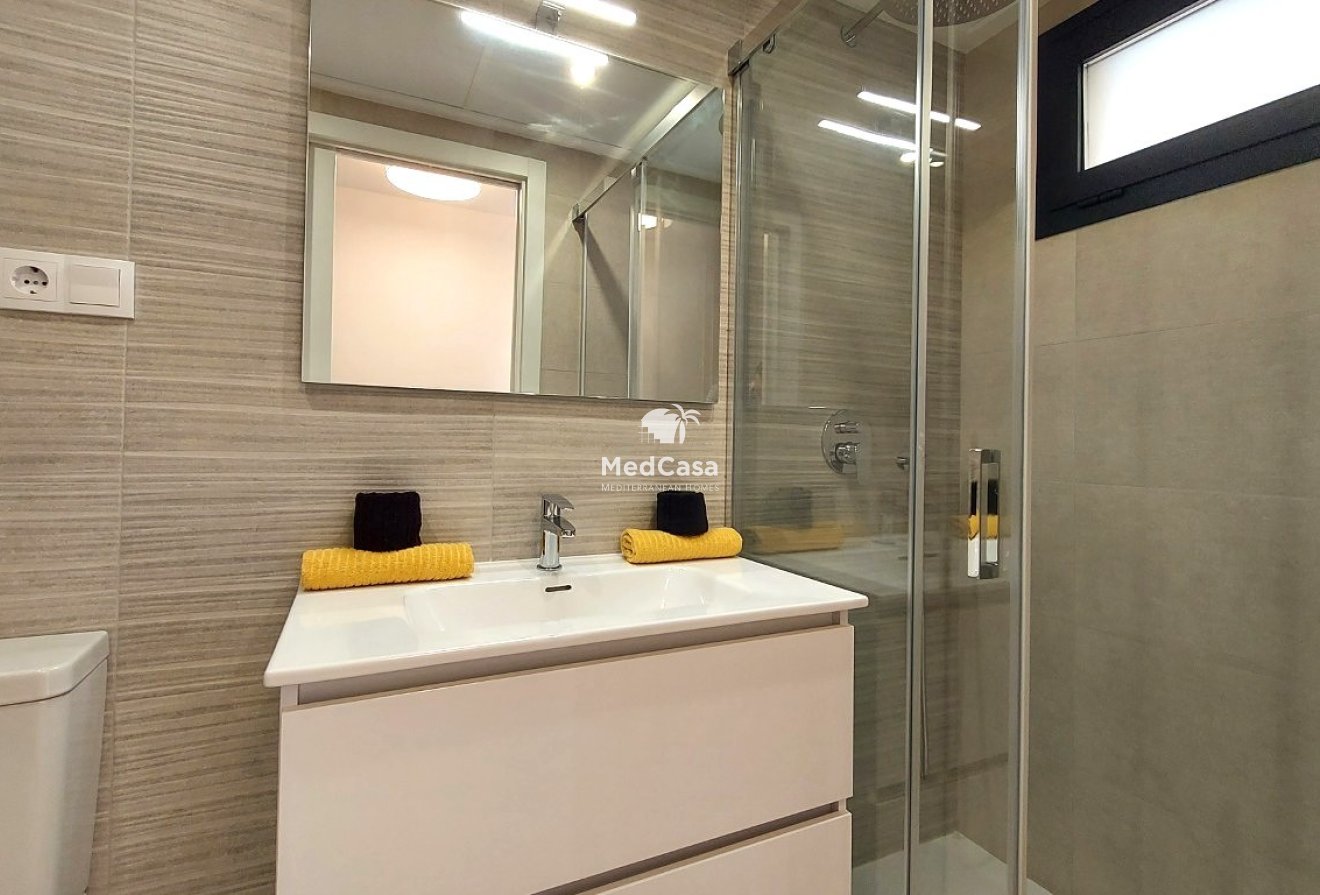 Obra nueva - Apartamento -
San Miguel de Salinas