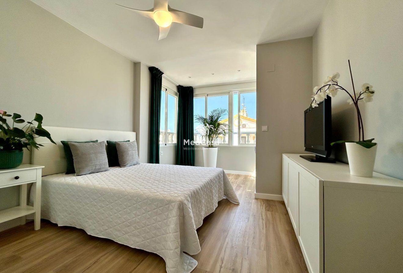 Segunda mano - Adosado -
Orihuela Costa - Urbanización Perla del Mar