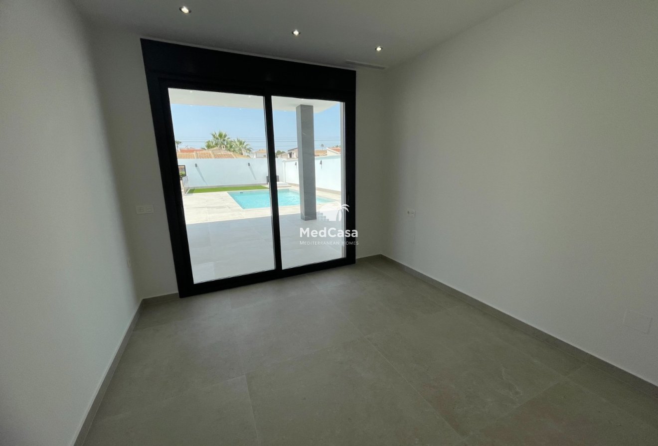 New Build - Villa -
Ciudad Quesada