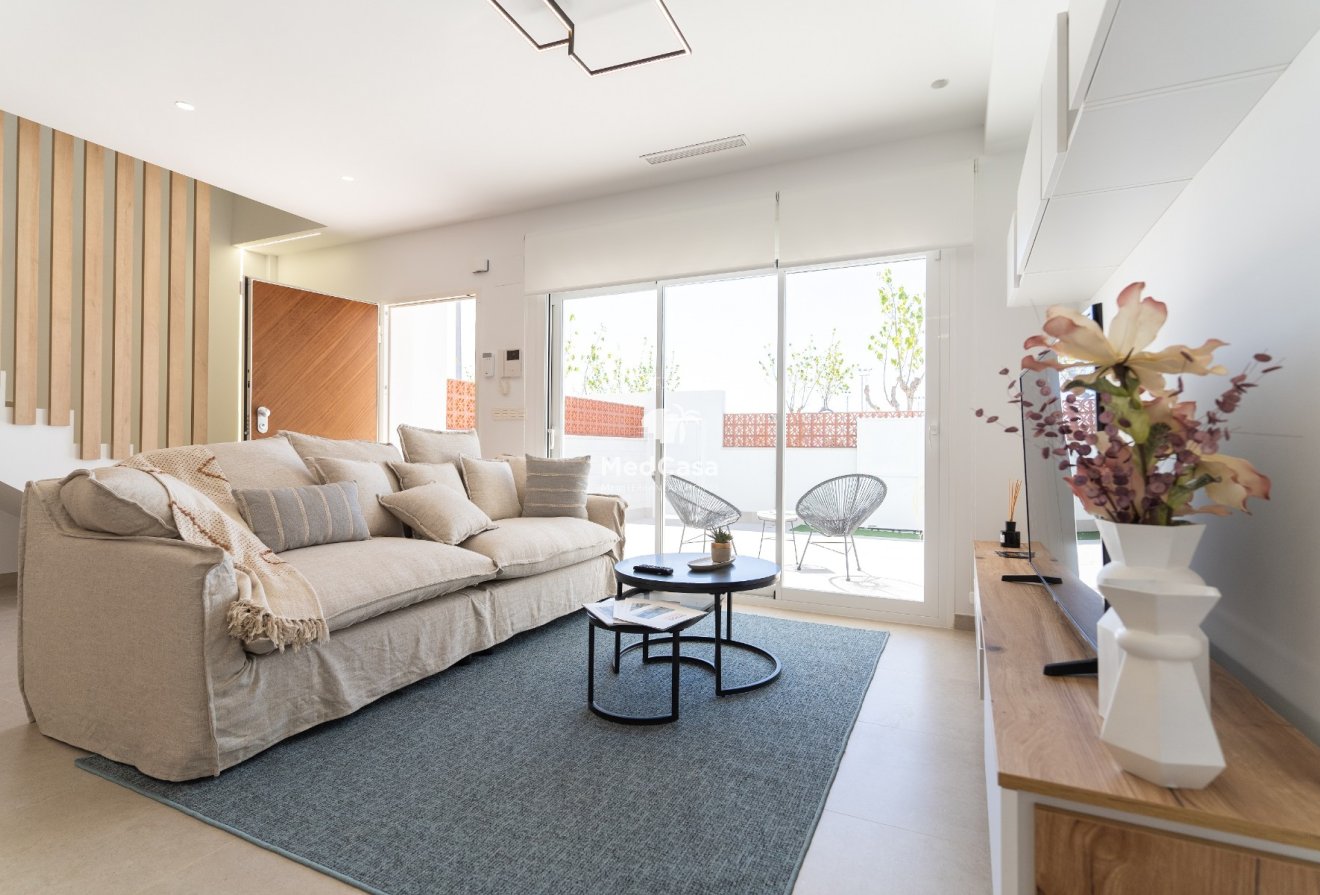 Obra nueva - Villa -
Pilar de la Horadada