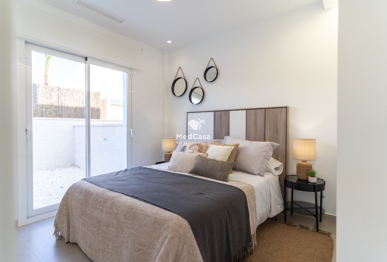 Obra nueva - Villa -
Pilar de la Horadada