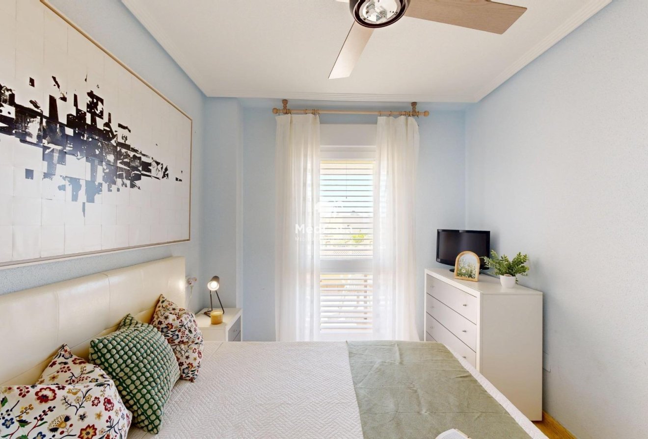 Resale - Apartment -
Orihuela Costa - Campoamor