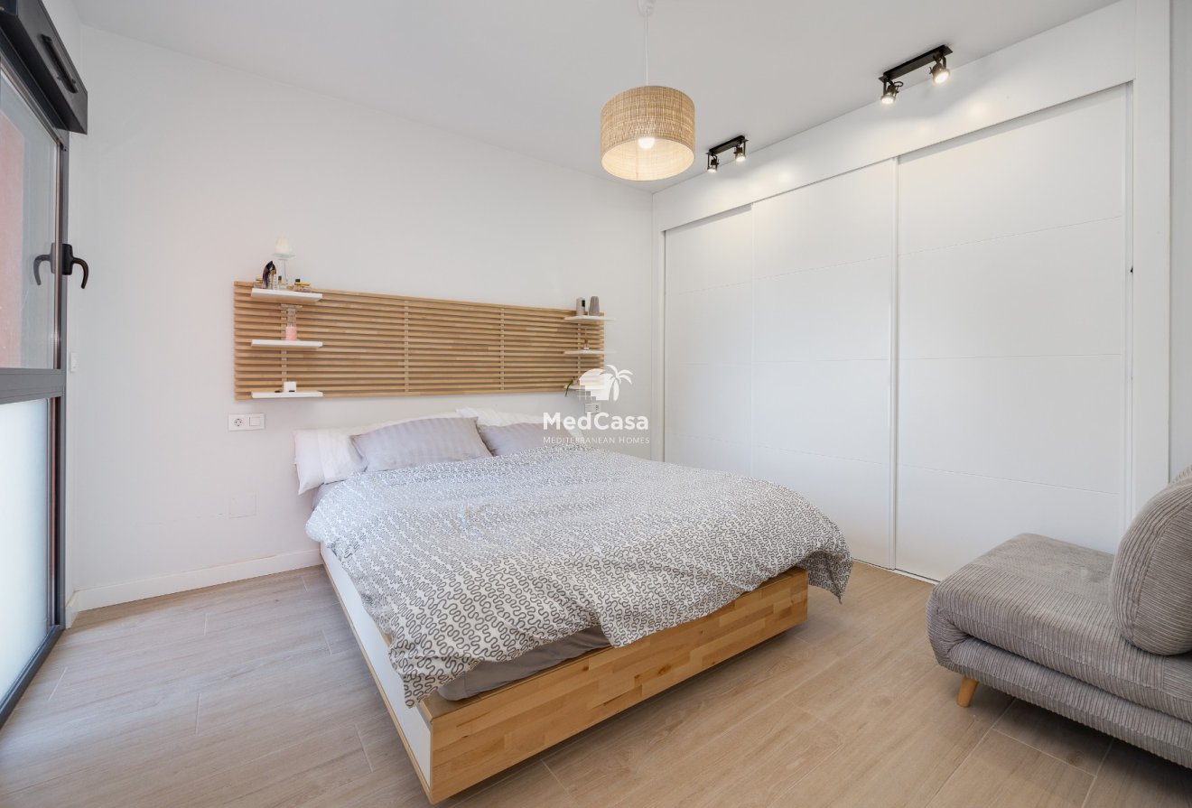 Resale - Apartment -
Orihuela Costa - Villamartín