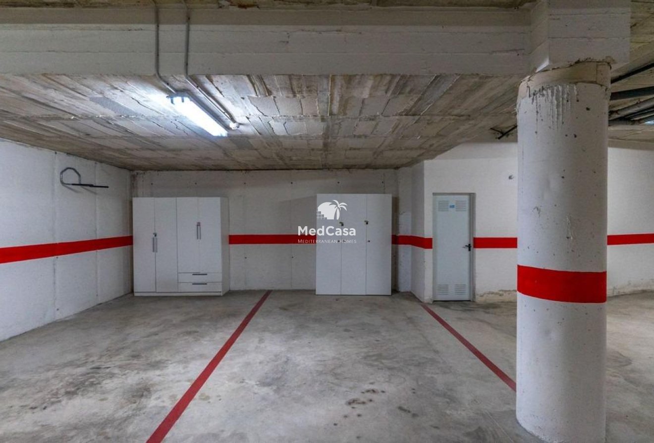 Resale - Apartment -
Orihuela Costa - Campoamor