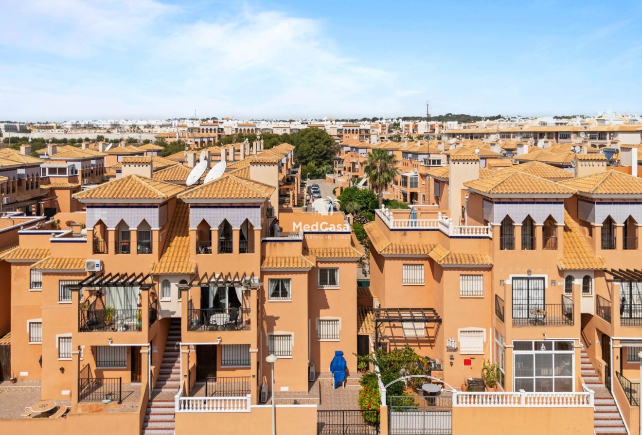 Segunda mano - Ático -
Orihuela Costa - Playa Flamenca