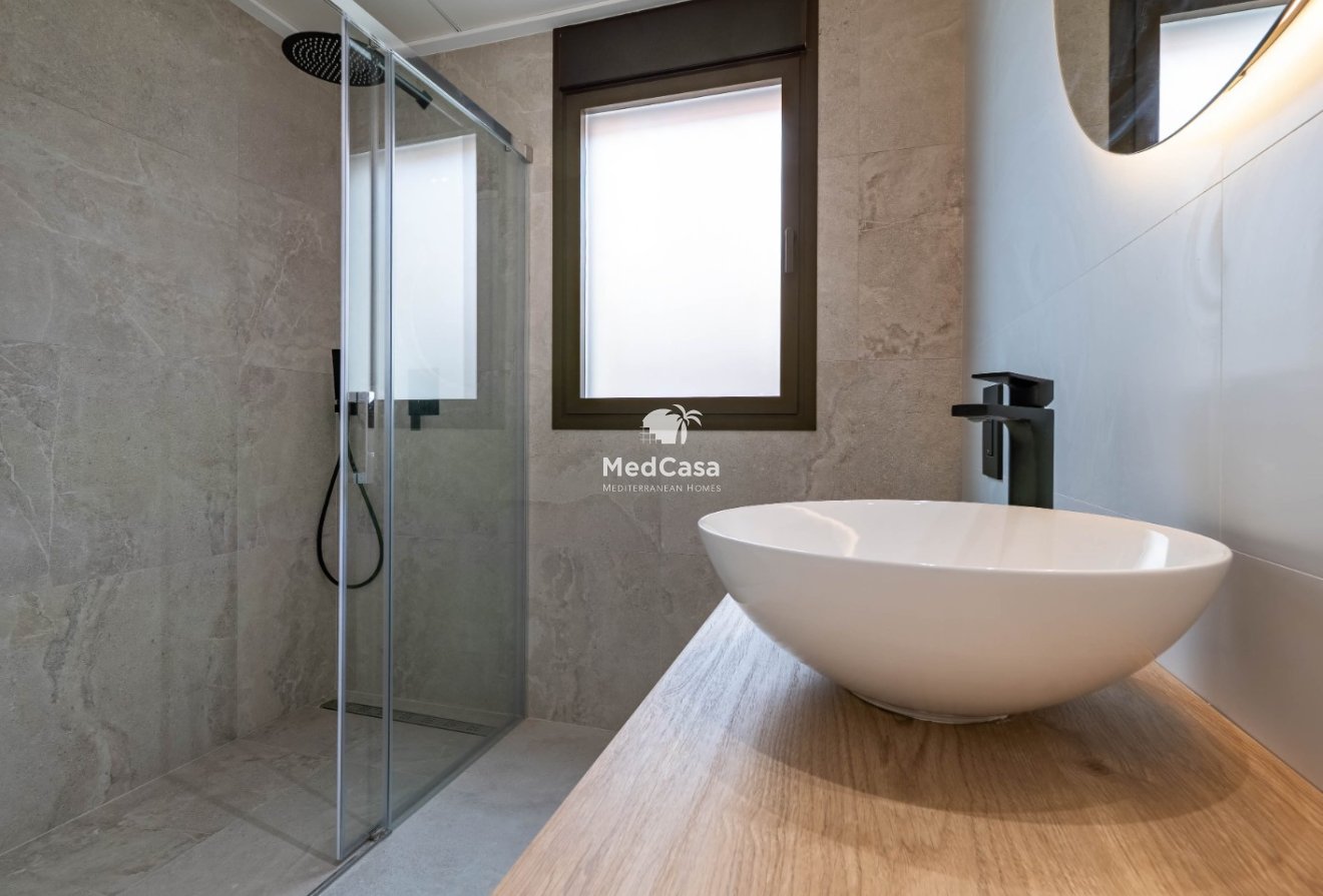 Neubau - Villa -
Golf La Finca