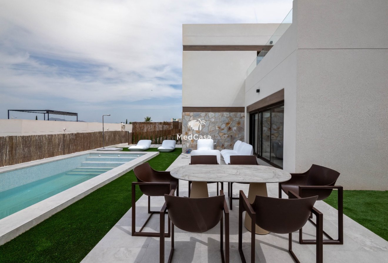 Neubau - Villa -
Golf La Finca