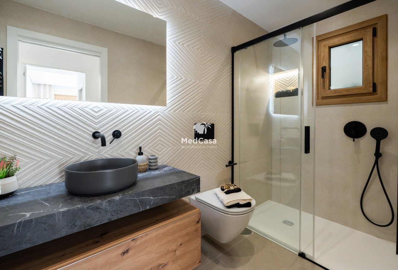 Obra nueva - Villa -
Alicante - Campoamor