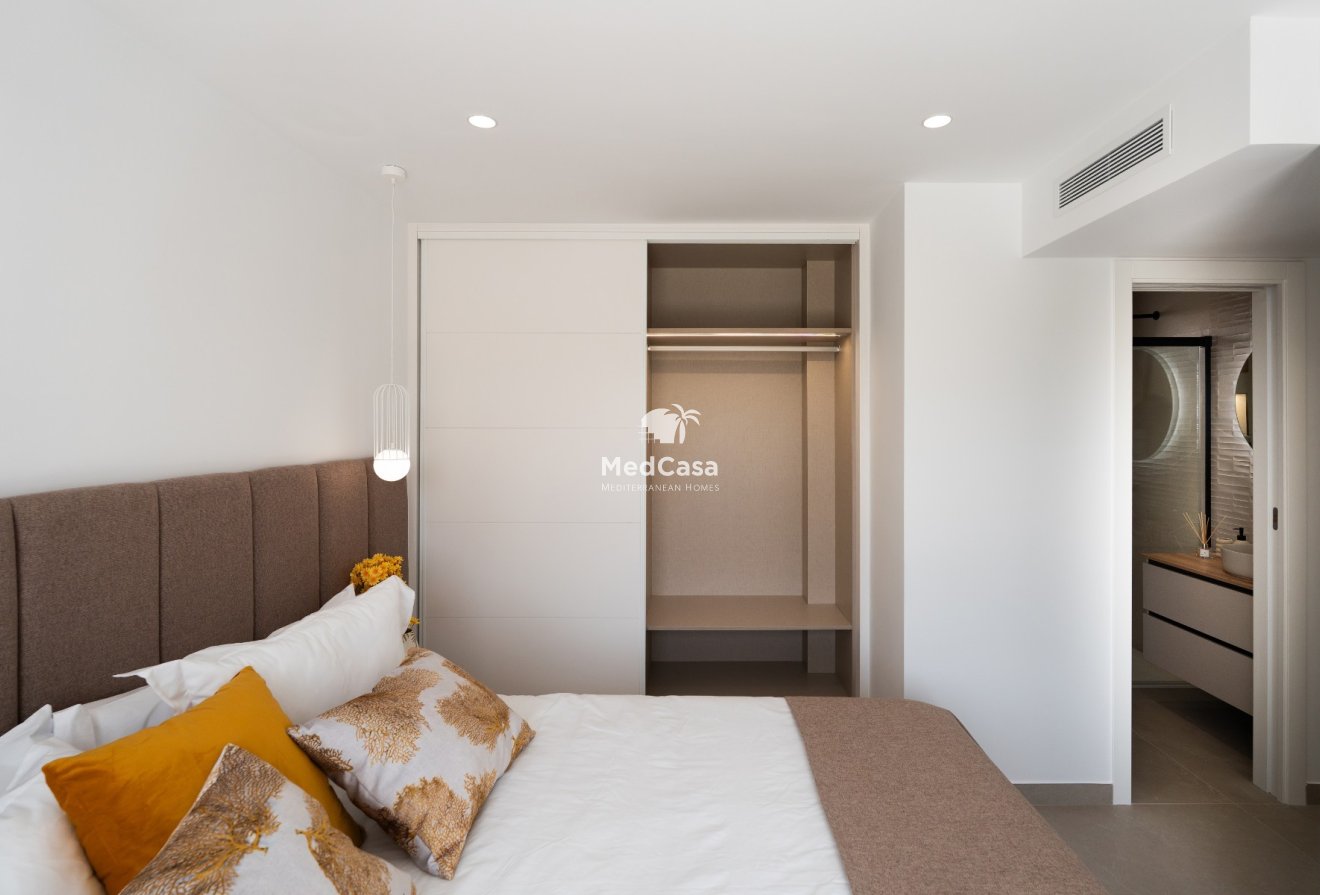 Obra nueva - Villa -
Alicante - Campoamor