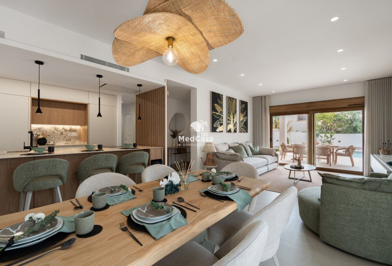 Obra nueva - Villa -
Alicante - Campoamor