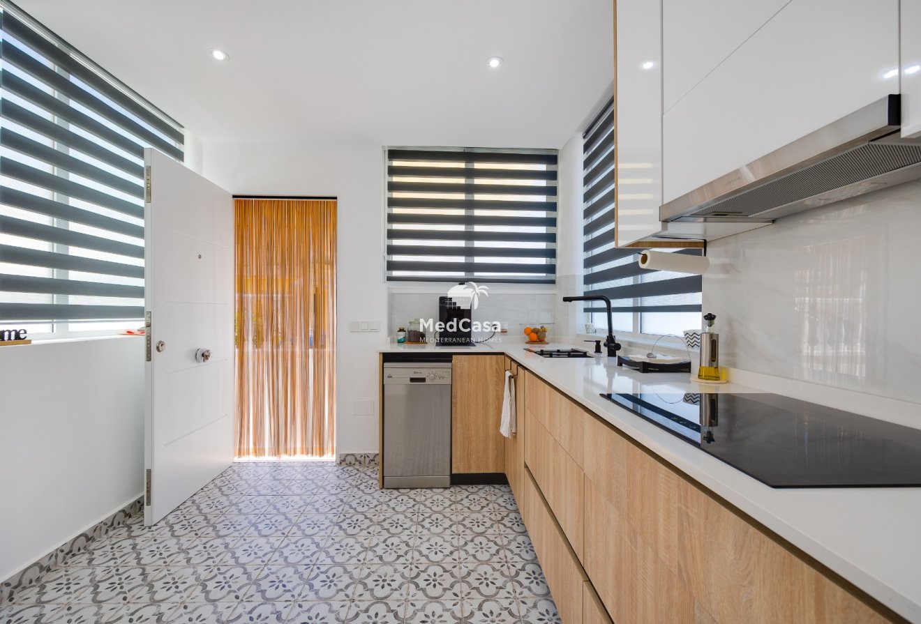 Segunda mano - Adosado esquina -
Guardamar del Segura - Guardamar