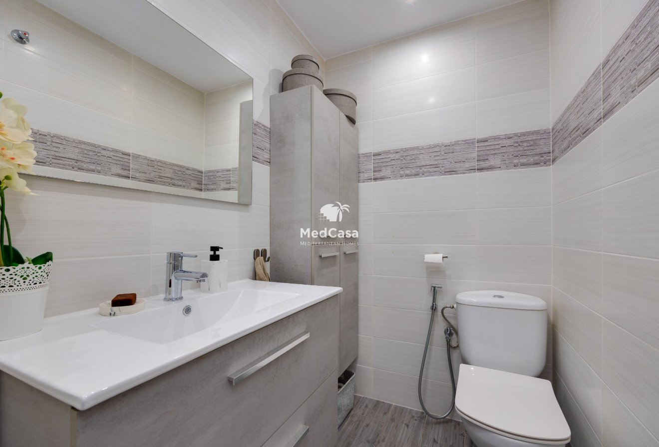 Segunda mano - Adosado esquina -
Guardamar del Segura - Guardamar