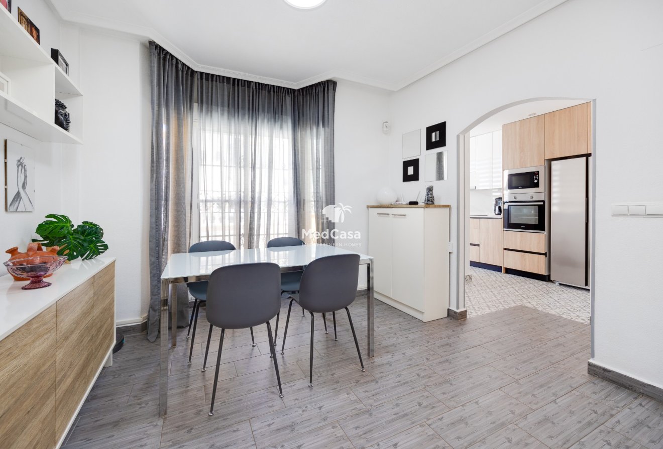 Segunda mano - Adosado esquina -
Guardamar del Segura - Guardamar