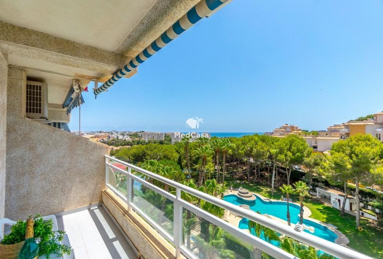 Resale - Apartment -
Orihuela Costa - Altos de Campoamor