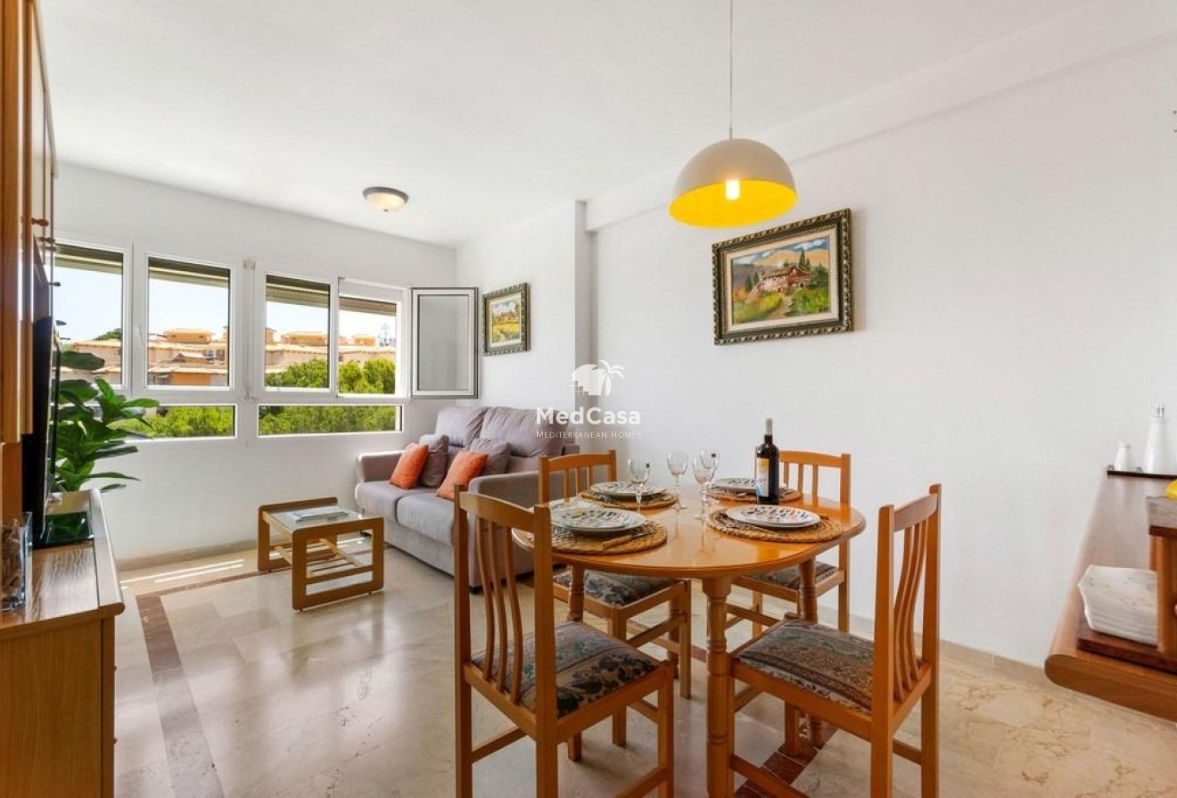 Resale - Apartment -
Orihuela Costa - Altos de Campoamor