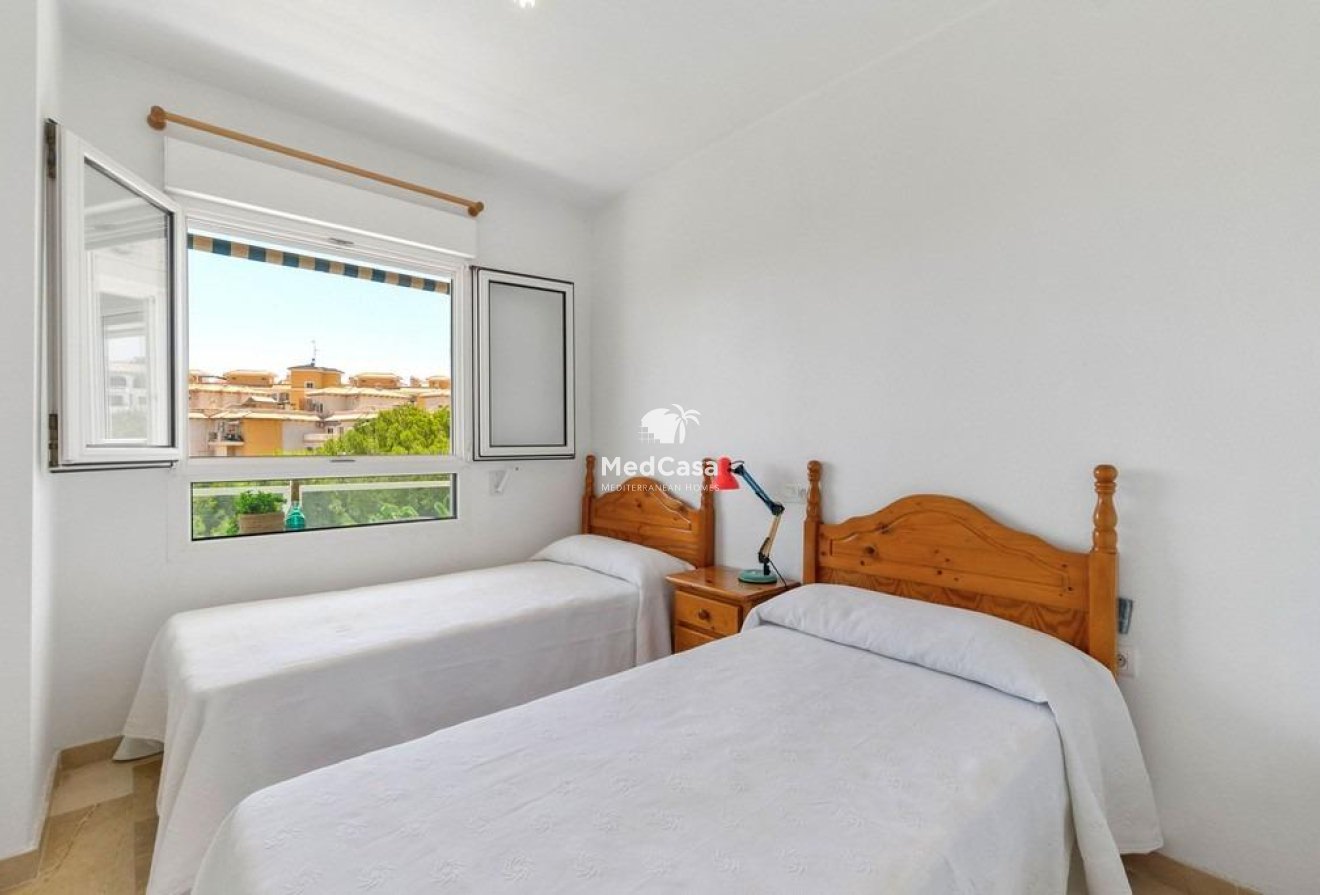 Resale - Apartment -
Orihuela Costa - Altos de Campoamor