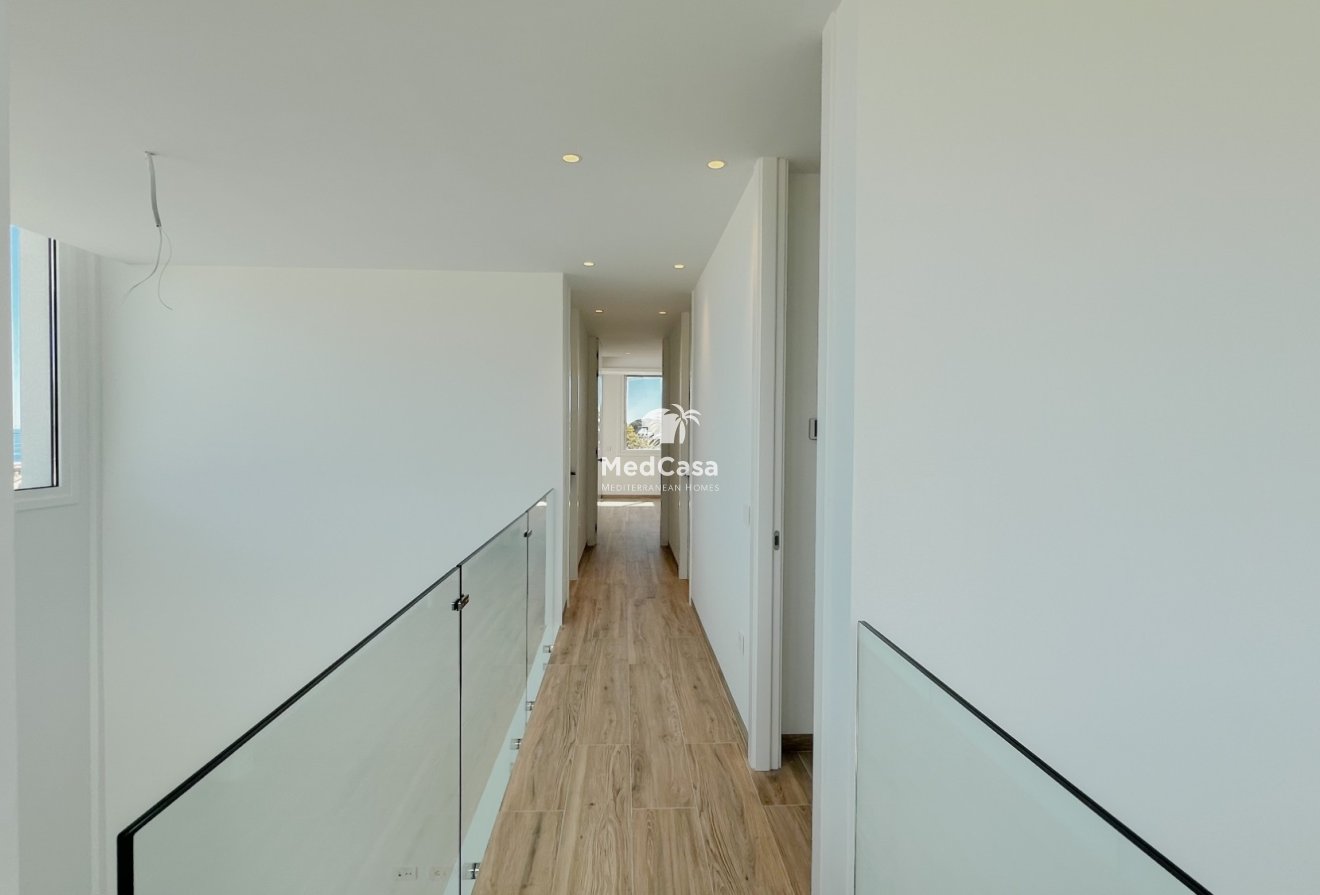 Obra nueva - Villa -
Benissa