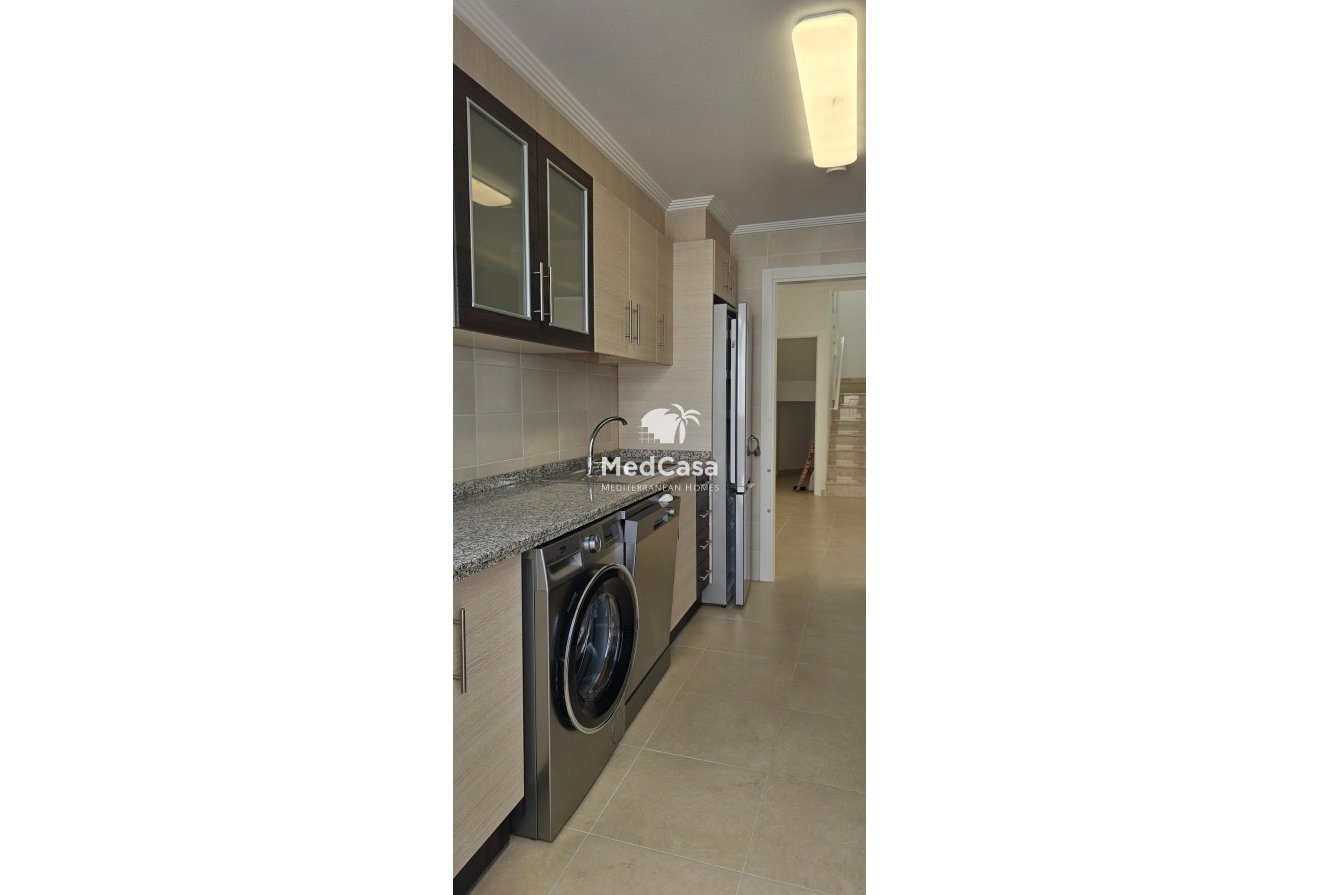 Segunda mano - Villa -
San Fulgencio - Urbanización La Marina