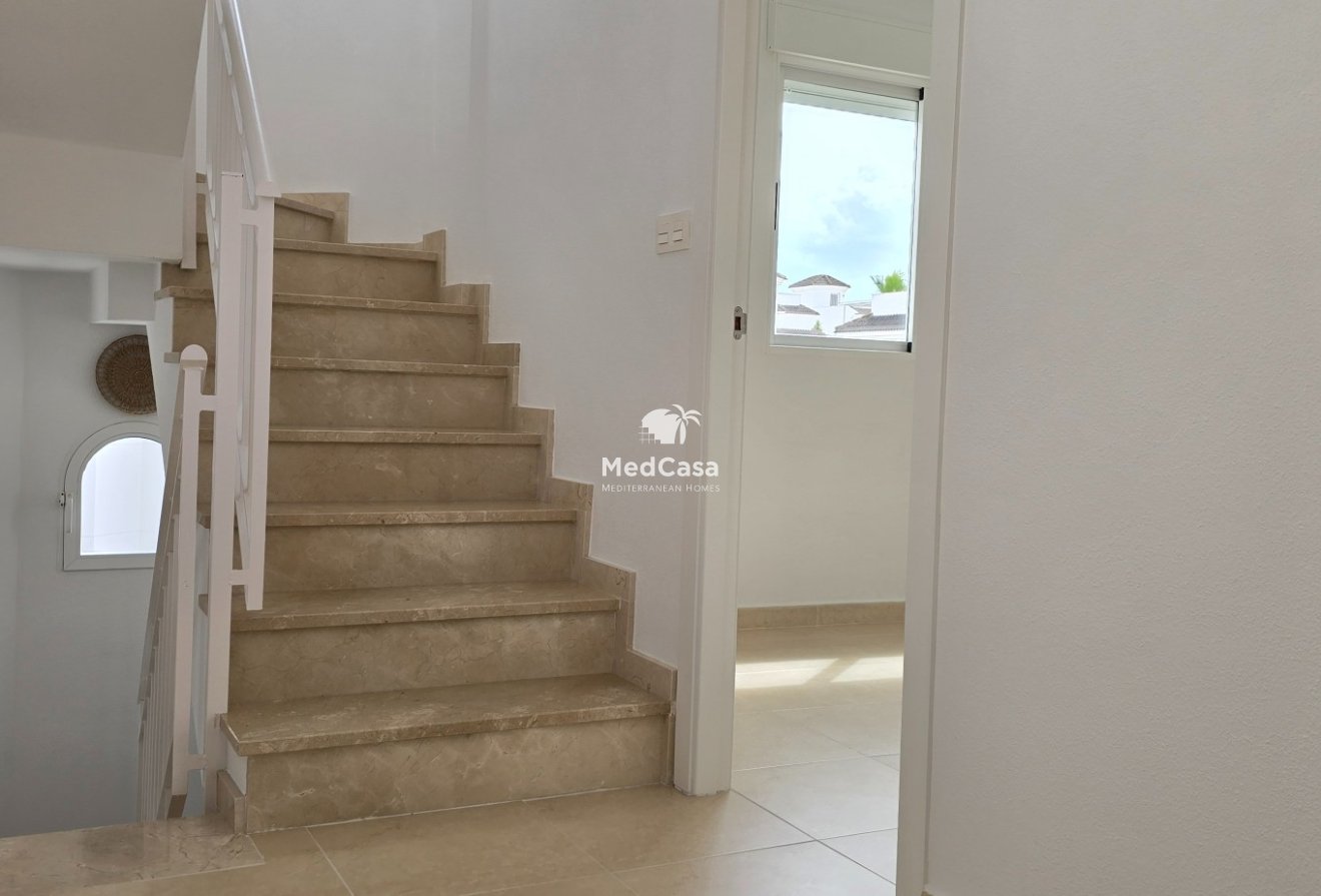 Segunda mano - Villa -
San Fulgencio - Urbanización La Marina