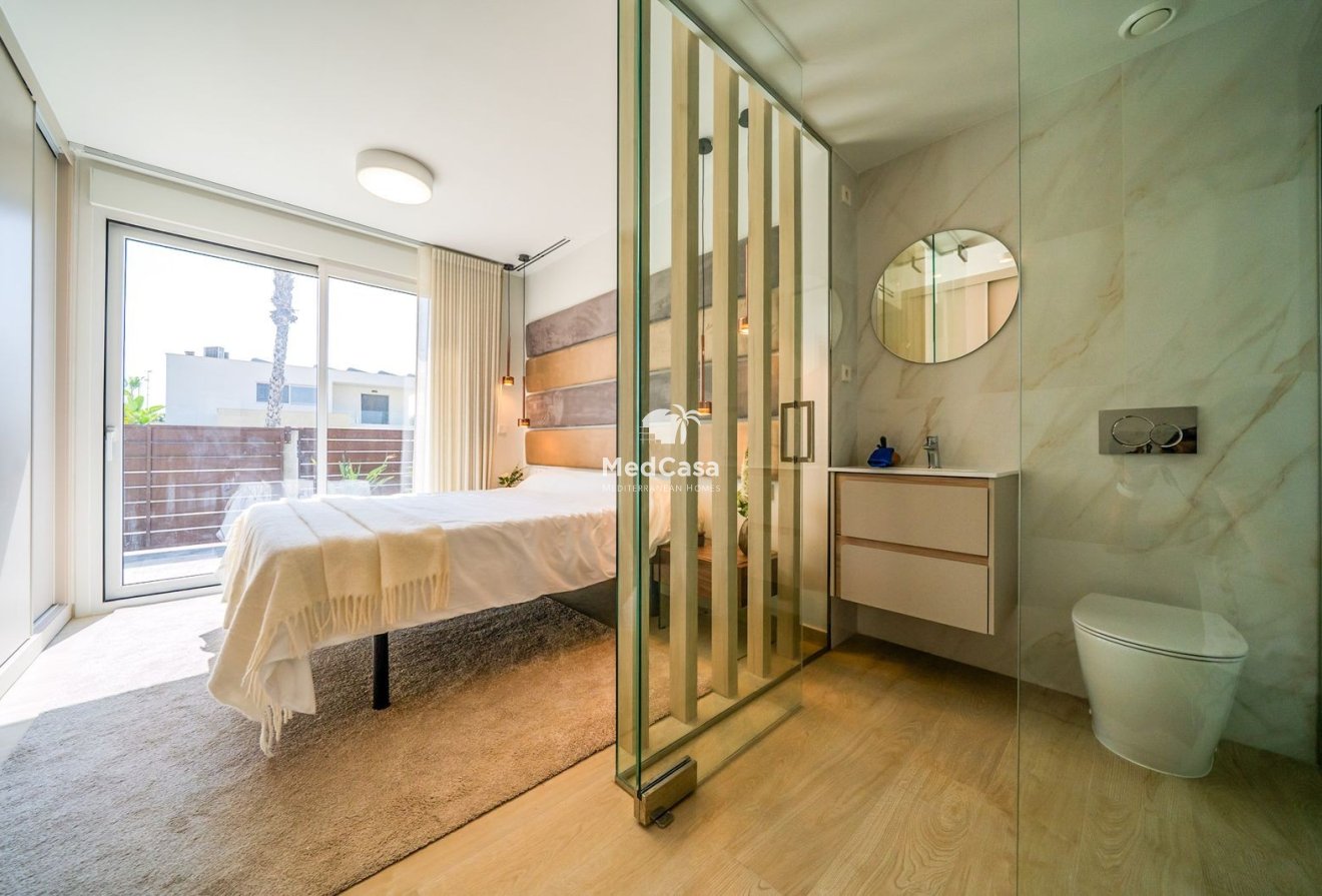 Obra nueva - Villa -
Golf Vistabella