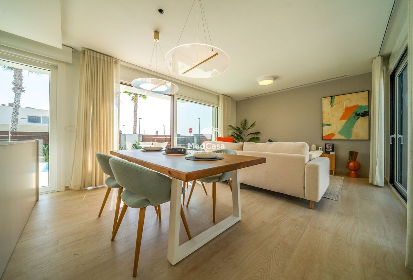 Obra nueva - Villa -
Golf Vistabella