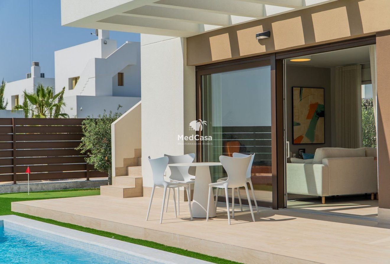 Obra nueva - Villa -
Golf Vistabella