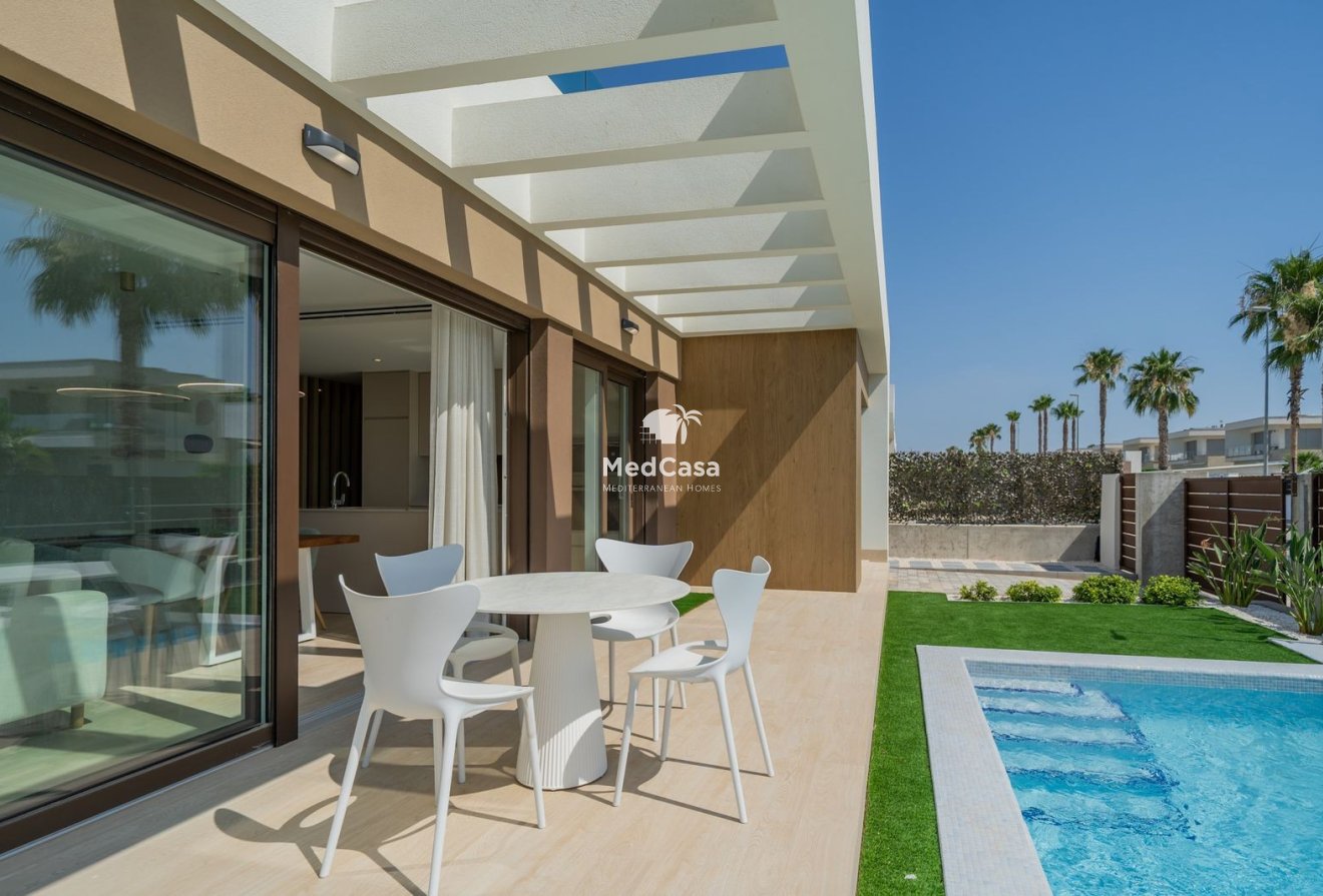 Obra nueva - Villa -
Golf Vistabella