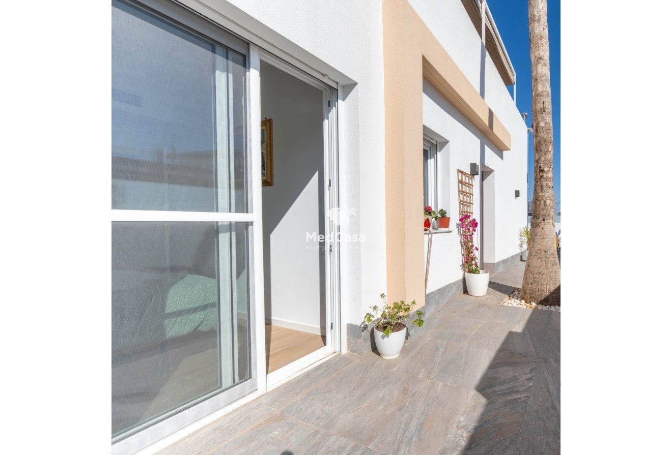 Segunda mano - Villa -
Balsicas